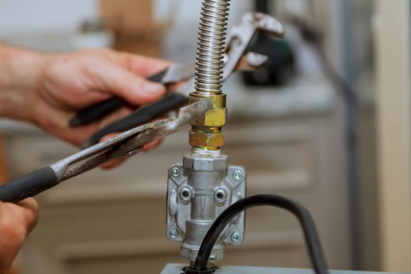 Risks of Not Calibrating Specialty Gas Handling Equipment