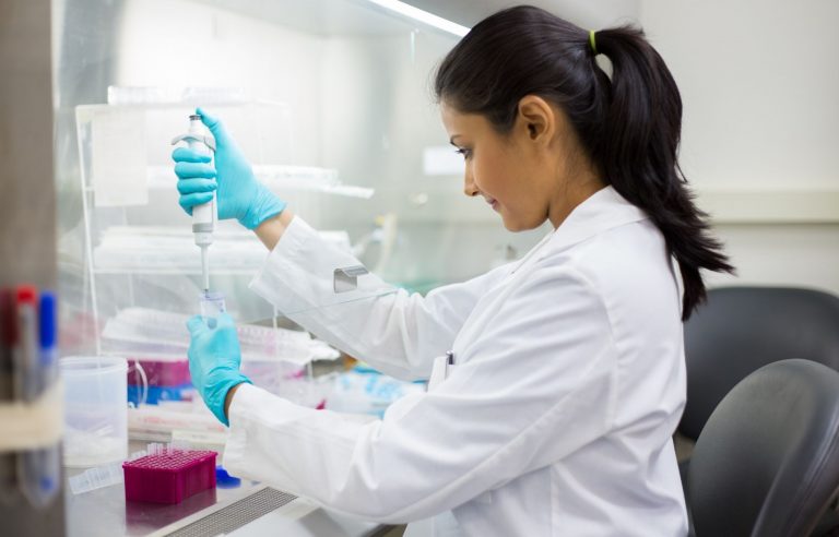 how-to-become-a-lab-technician-know-how-much-is-the-salary-of-a-lab