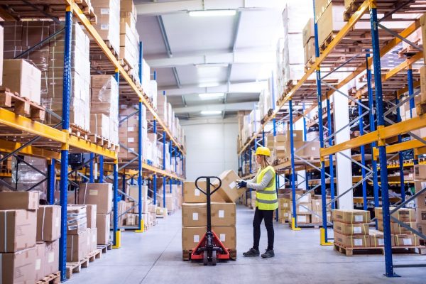 4 Ways You Can Save Money in a Warehouse